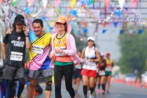 BIB: 47921, 47584
                            <button type="button" onclick="openModal(9918545)" class="btn btn-primary btn-sm float-right btn-popup" data-toggle="modal" data-target=".modal-high-quality">
                        <i class="fas fa-shopping-cart"></i> Add to Cart
                    </button>
                                            <button type="button" onclick="isThisMe(9918545, true)" class="btn btn-success btn-sm float-right btn-popup btn-isme hidden" data-toggle="tooltip" data-placement="bottom" title="นี่คือรูปของคุณใช่ไหม คลิกที่นี่เพื่อเอาเข้าอัลบั้ม">
                        <i class="fas fa-plus"></i> Add to album
                    </button>
                    <button type="button" onclick="isThisMe(9918545, false)" class="btn btn-warning btn-sm float-right btn-popup btn-isnotme hidden">
                        <i class="fas fa-ban"></i> Remove from album
                    </button>